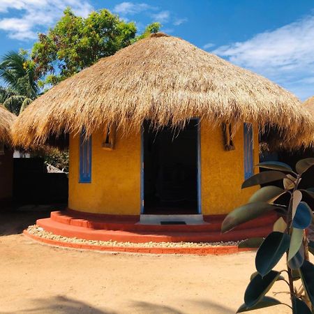 Rustic Cabanas & Restaurant Arugam Bay Exterior foto